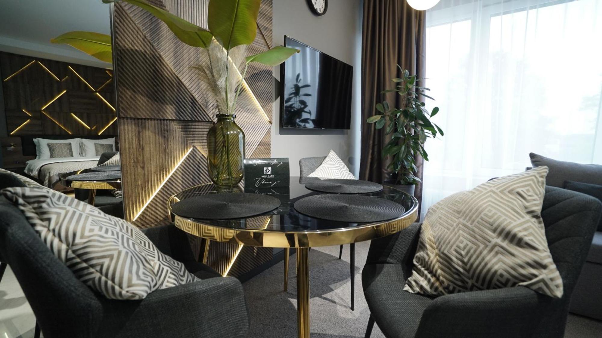 Hide Park Hotel Vinnitsja Eksteriør billede