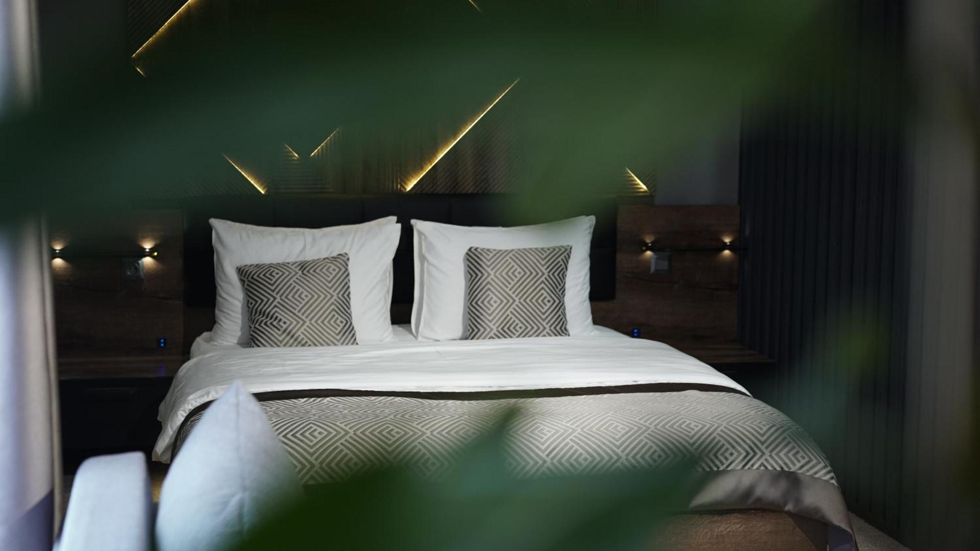Hide Park Hotel Vinnitsja Eksteriør billede
